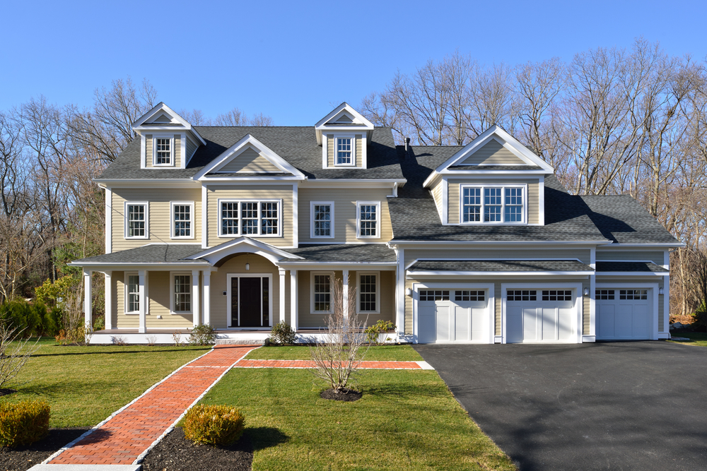 Transforming Your Home’s Curb Appeal with a Newly Paved Driveway